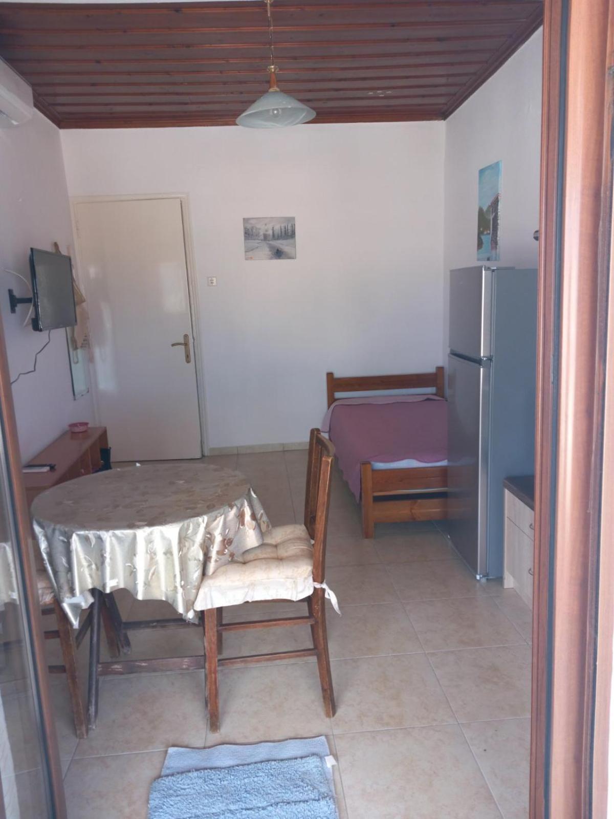 Katerinas Apartmens スキアトスタウン エクステリア 写真